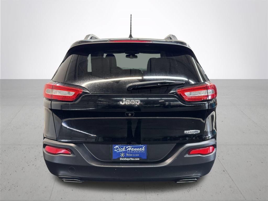 Used 2018 Jeep Cherokee Latitude Plus w/ Comfort/Convenience Group FWD image 5