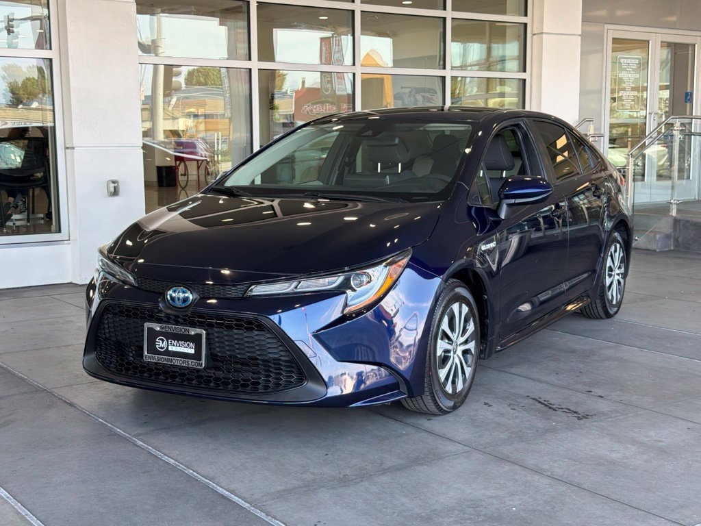 Certified 2021 Toyota Corolla LE FWD image 2