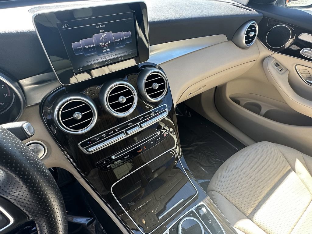 Used 2017 Mercedes-Benz GLC 300 GLC 300 image 31