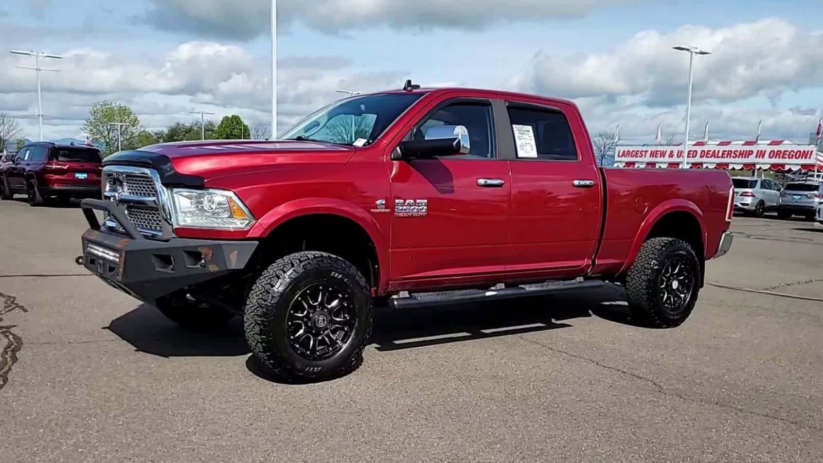 Used 2014 RAM 2500 Laramie w/ Convenience Group AWD/4WD image 4