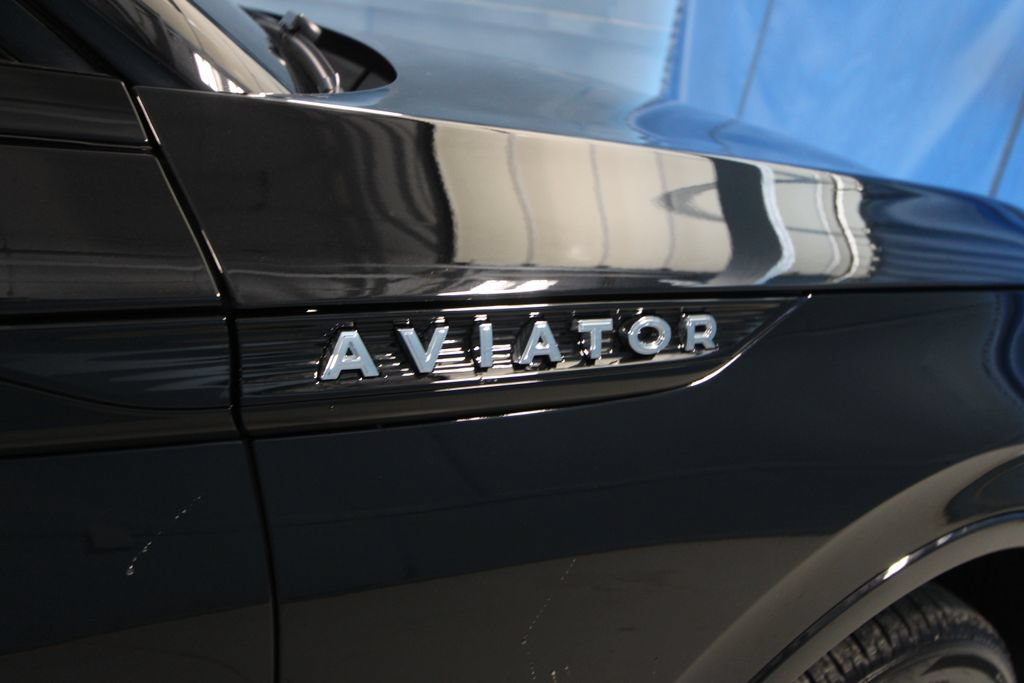 Used 2026 Lincoln Aviator Reserve AWD/4WD image 42