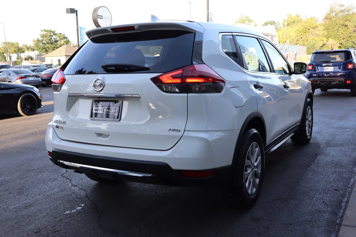 Used 2019 Nissan Rogue S AWD/4WD image 5