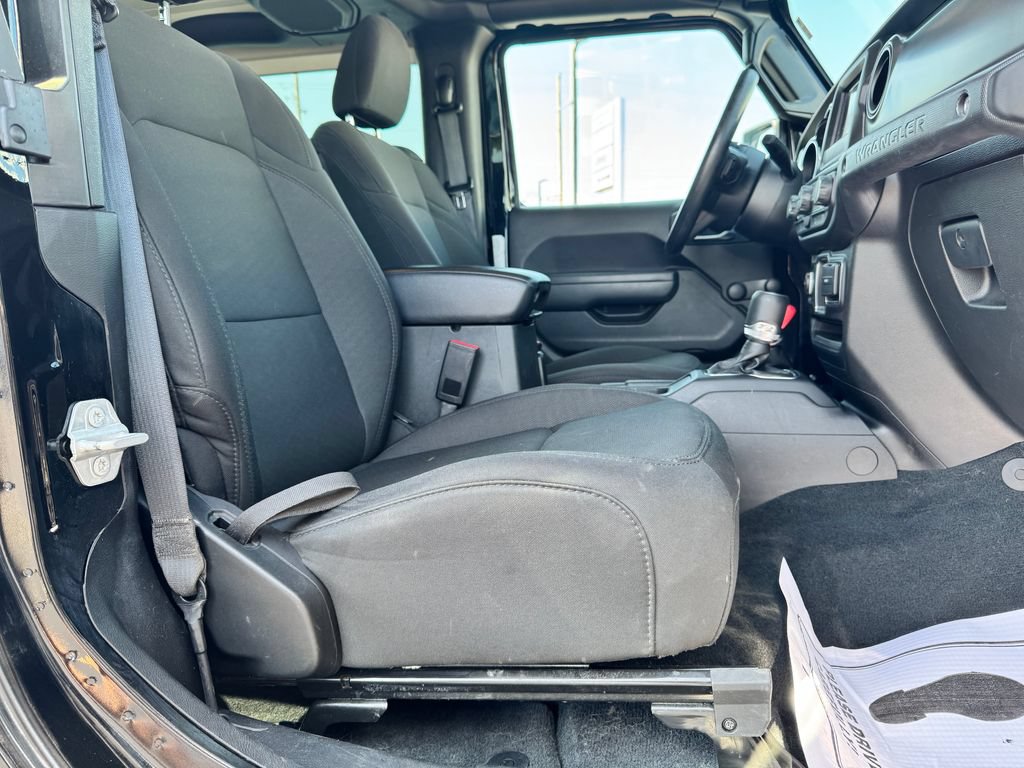 Used 2022 Jeep Wrangler Sport AWD/4WD image 10