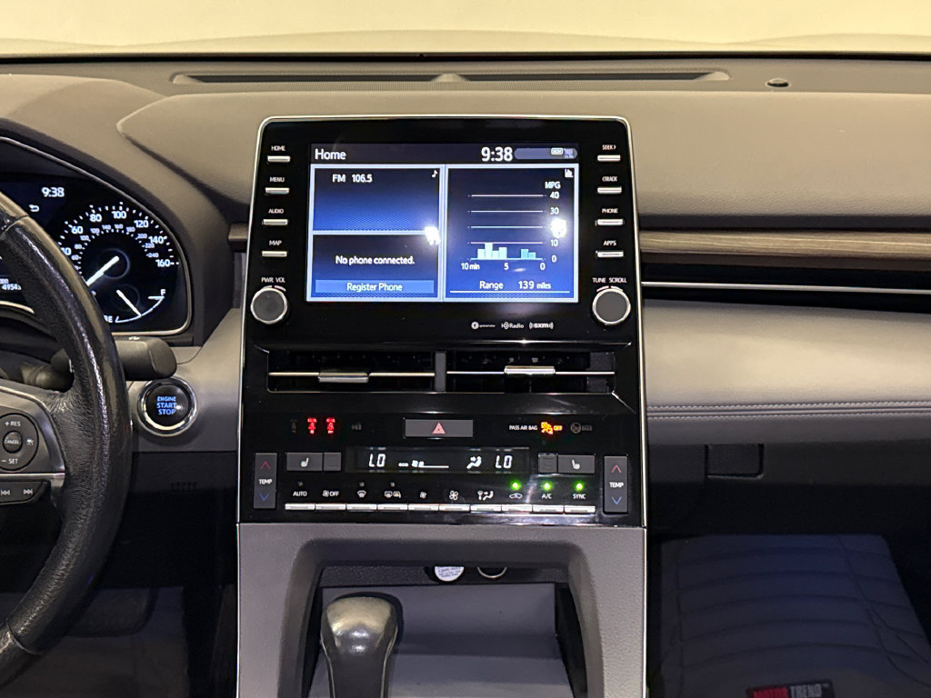Used 2020 Toyota Avalon XLE FWD image 14