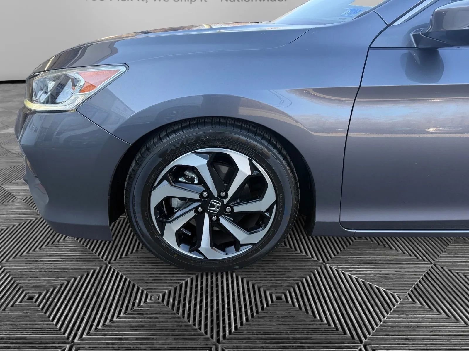 Used 2016 Honda Accord EX image 18