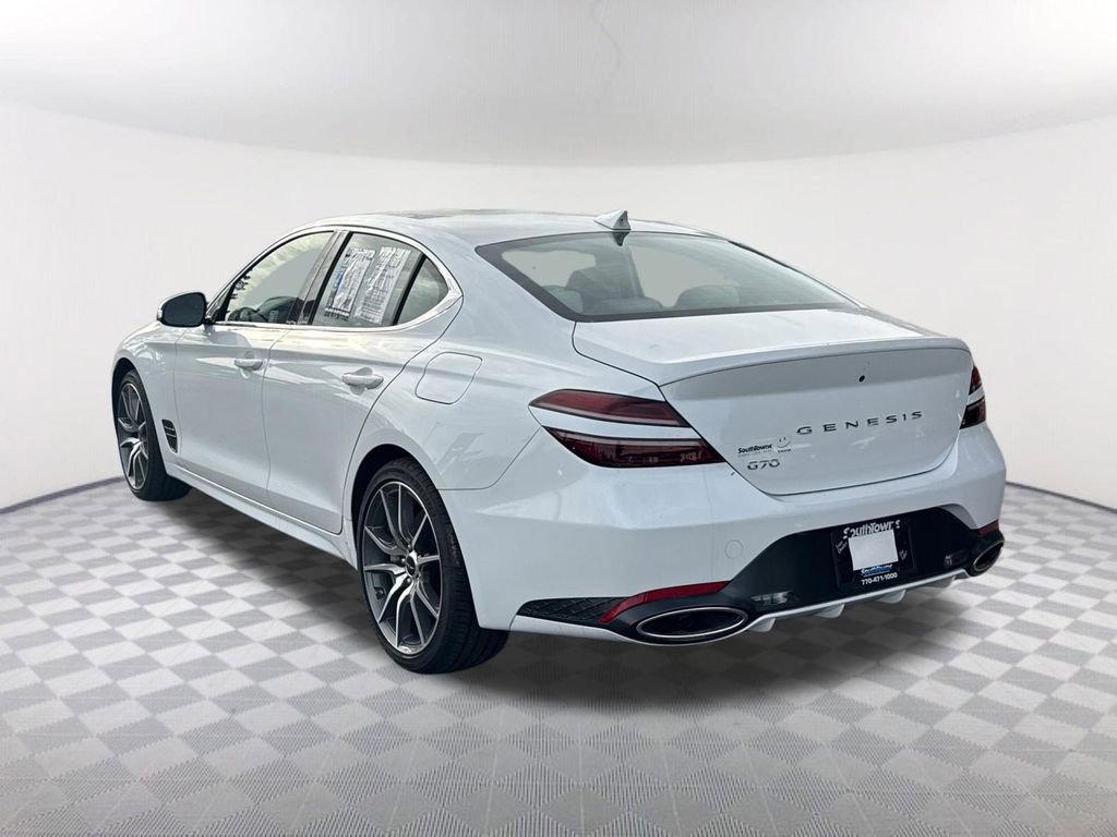 Used 2025 Genesis G70 2.5T RWD image 7