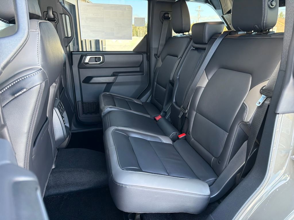 New 2026 Ford Bronco Outer Banks w/ Sasquatch Package image 13