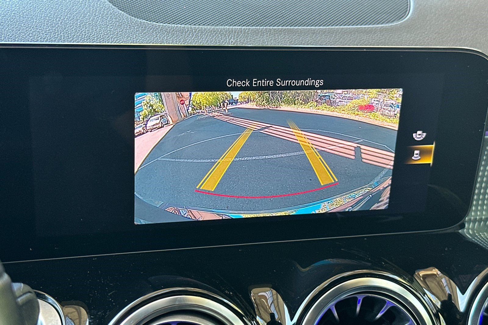Certified 2023 Mercedes-Benz GLB 250 image 20