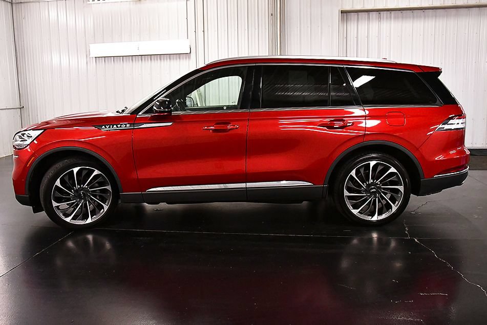 Used 2020 Lincoln Aviator Reserve w/ Equipment Group 202A AWD/4WD image 4