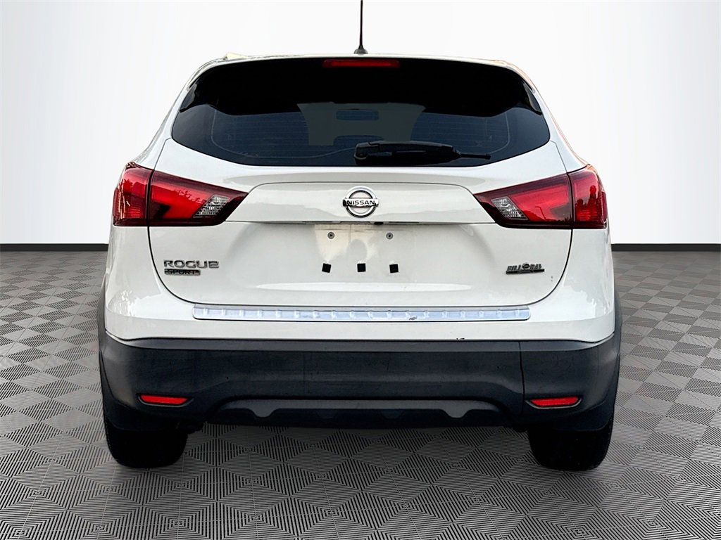 Used 2019 Nissan Rogue Sport S image 7
