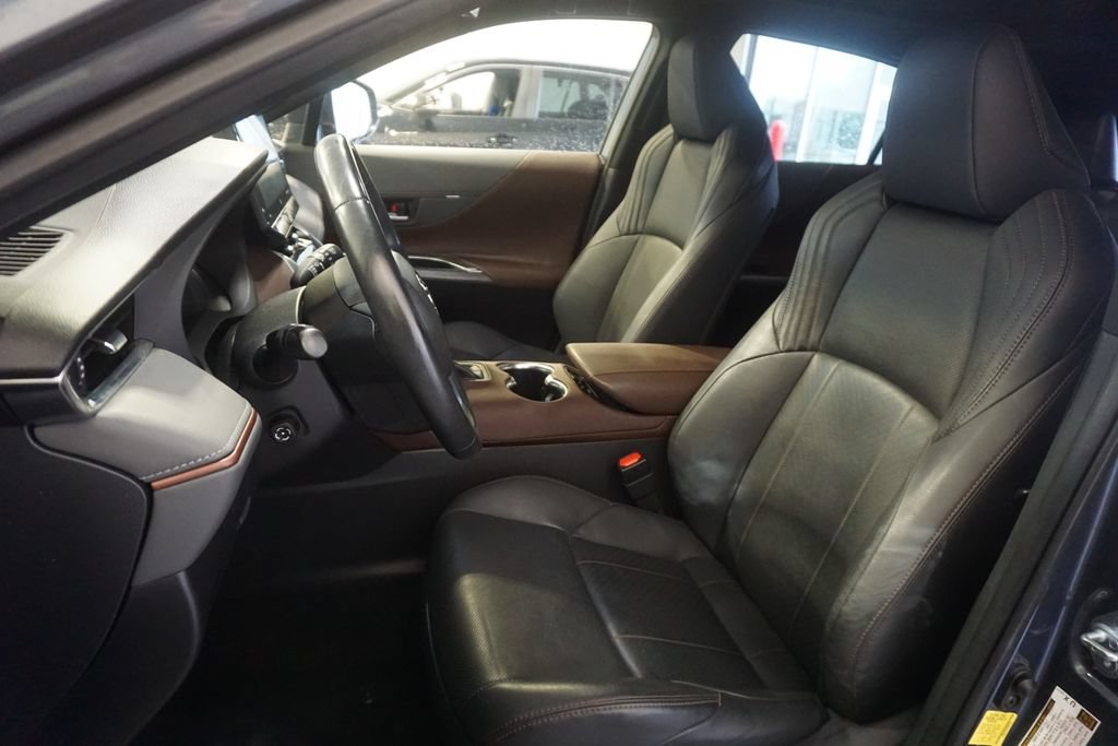 Certified 2022 Toyota Venza Limited AWD/4WD image 21