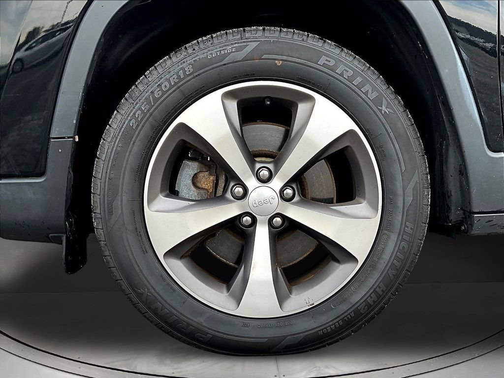 Used 2020 Jeep Cherokee Limited AWD/4WD image 36