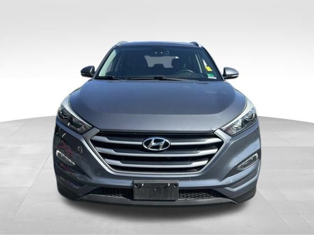 Used 2017 Hyundai Tucson SE Plus AWD/4WD image 11