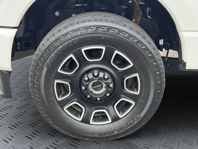 Used 2023 Ford F350 Platinum AWD/4WD image 27