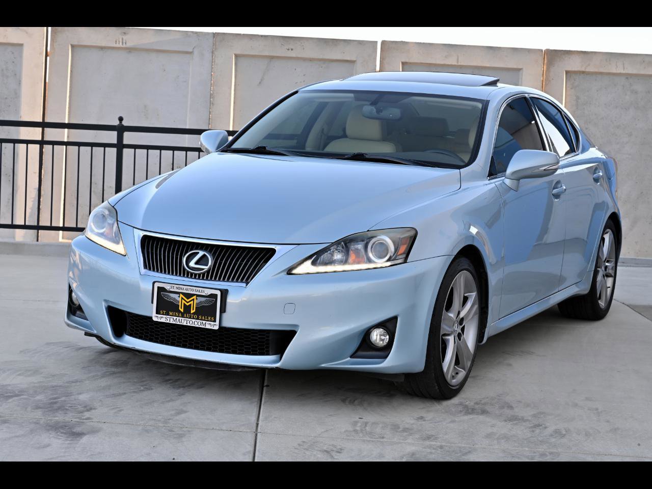 Used 2011 Lexus IS 250 w/ Premium Pkg Value Edition RWD image 1