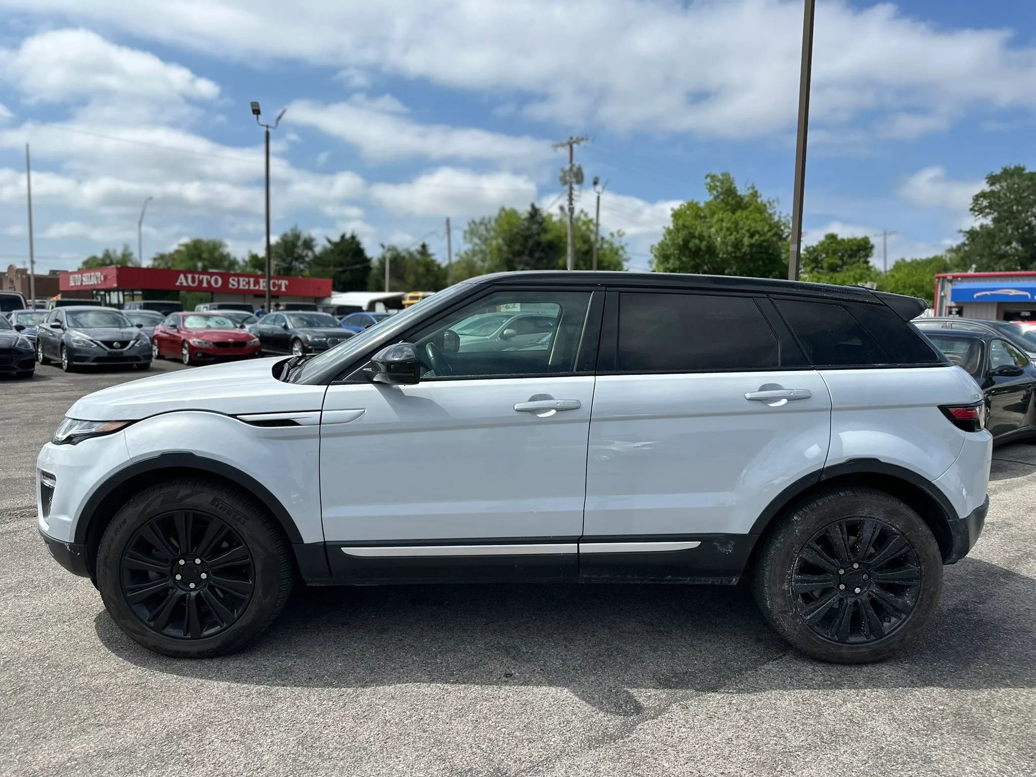 Used 2016 Land Rover Range Rover Evoque HSE AWD/4WD image 9