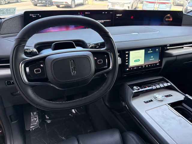 New 2027 Lincoln Navigator Reserve AWD/4WD image 17