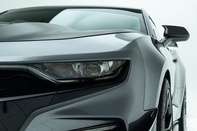 Used 2019 Chevrolet Camaro SS RWD image 11