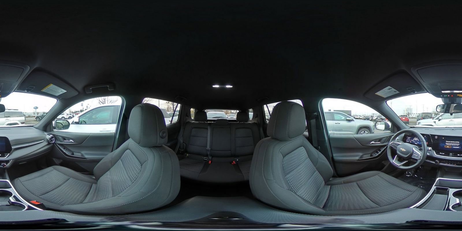 Used 2025 Chevrolet Equinox LT image 42