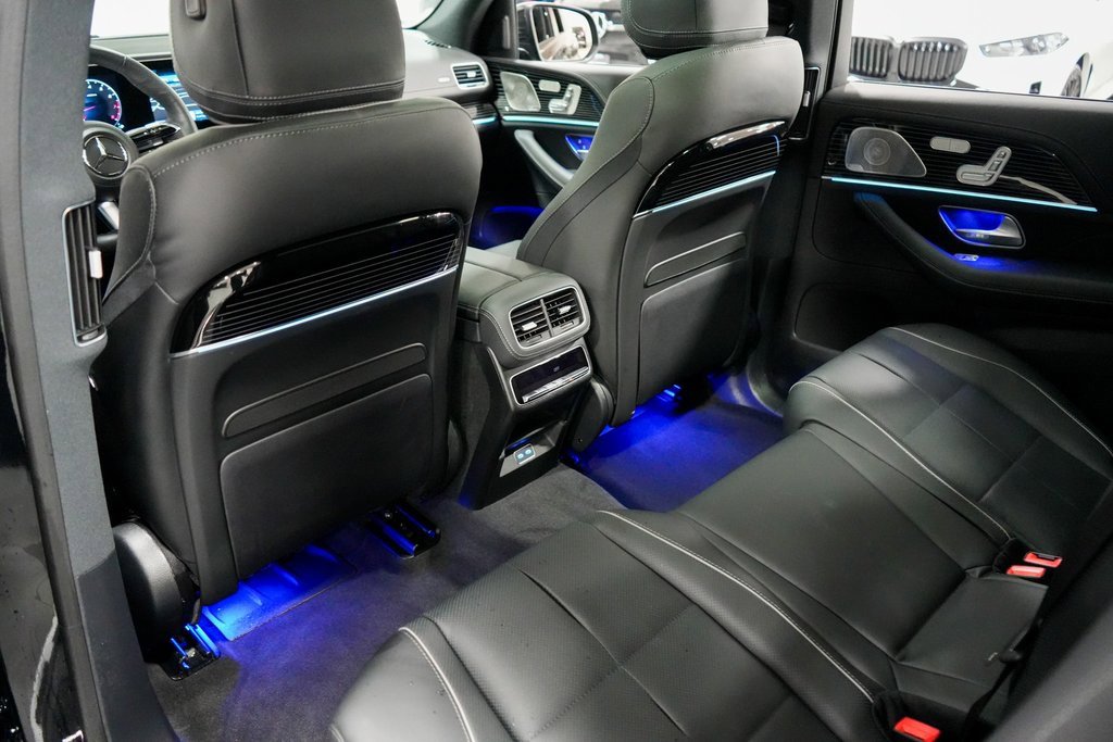 Used 2024 Mercedes-Benz GLS 580 4MATIC image 17