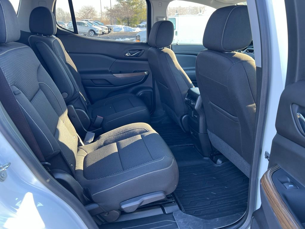 Used 2023 GMC Acadia SLE w/ Driver Convenience Package image 11