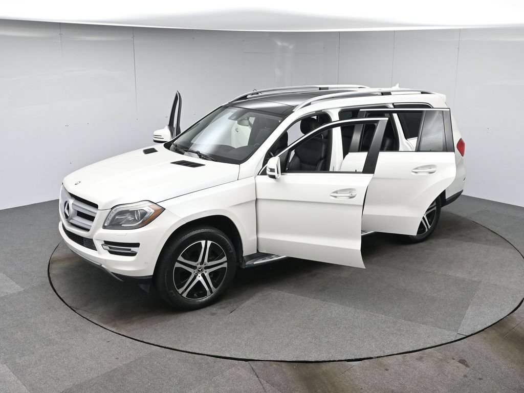 Used 2016 Mercedes-Benz GL 450 4MATIC w/ Premium I Package image 58