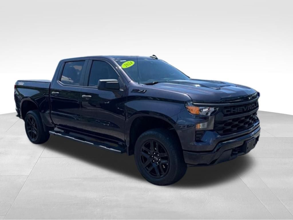 Used 2024 Chevrolet Silverado 1500 Custom Trail Boss w/ Turbomax Blackout Package AWD/4WD image 10