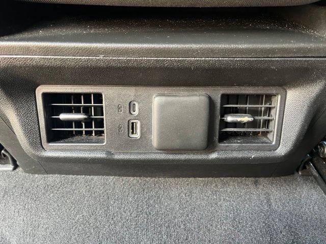 Used 2025 Chevrolet Silverado 1500 LT RWD image 30