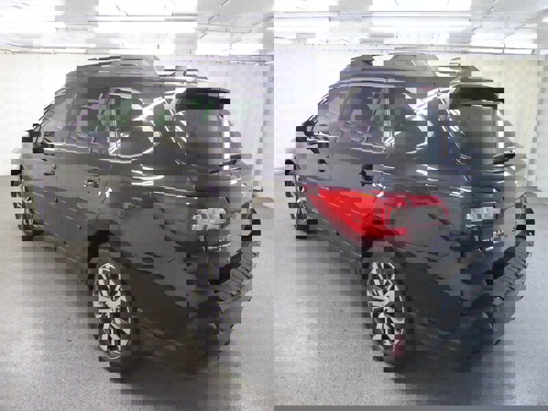 Used 2019 Subaru Outback 2.5i Limited w/ Popular Package #2 image 5