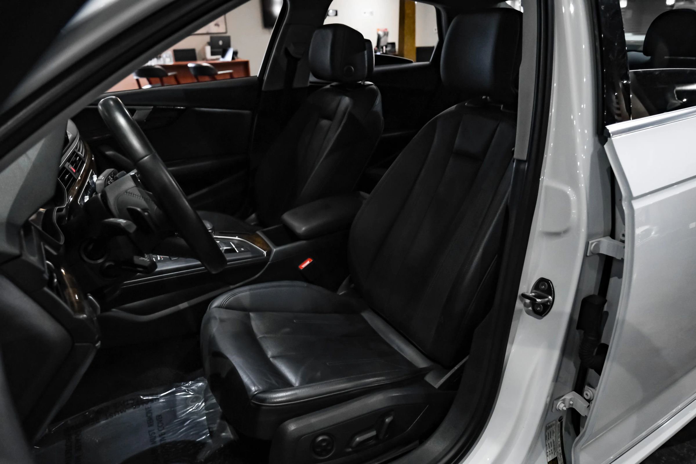 Used 2019 Audi A4 2.0T Premium w/ Convenience Package AWD/4WD image 30