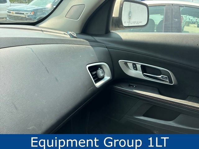 Used 2015 Chevrolet Equinox LT w/ Driver Convenience Package AWD/4WD image 8