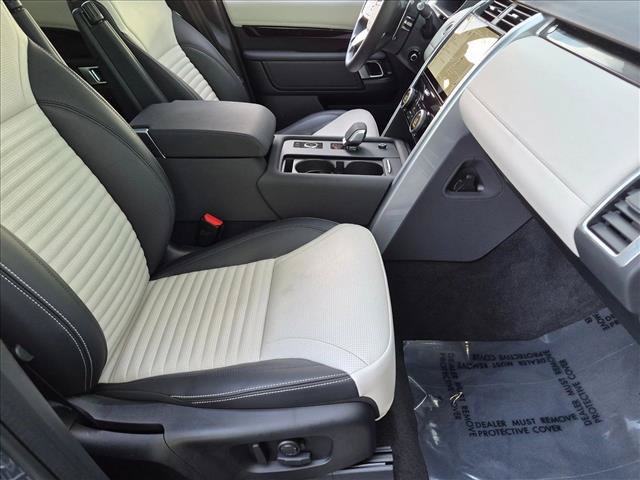 Certified 2025 Land Rover Discovery S AWD/4WD image 23