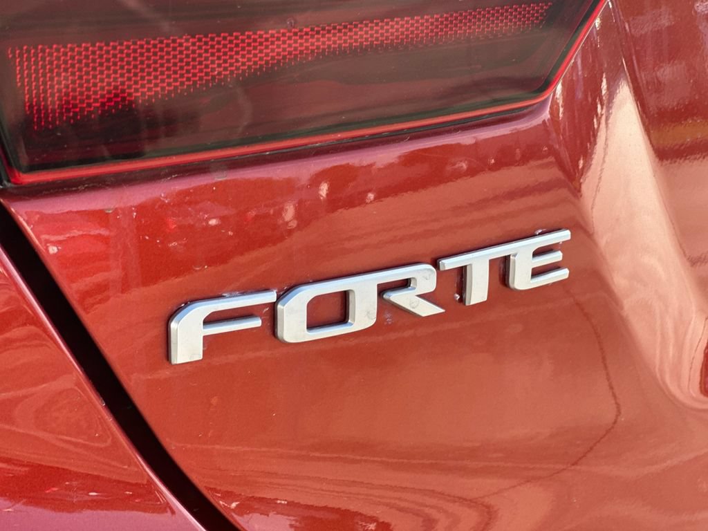Used 2024 Kia Forte LXS FWD image 25