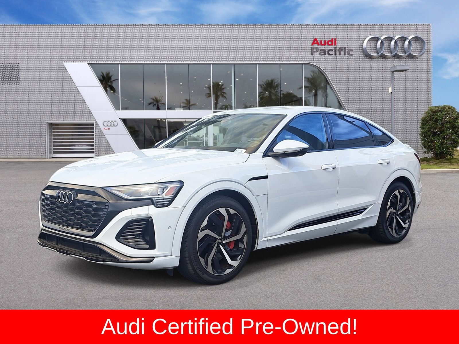 Used 2024 Audi Q8 e-tron Premium Plus