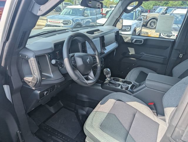 New 2026 Ford Bronco Big Bend w/ Black Appearance Package AWD/4WD image 12