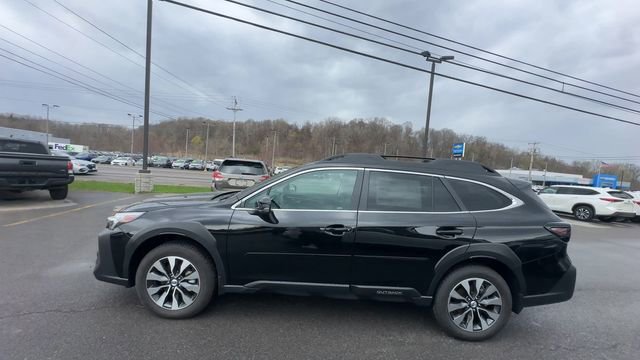 Used 2025 Subaru Outback Limited AWD/4WD image 5