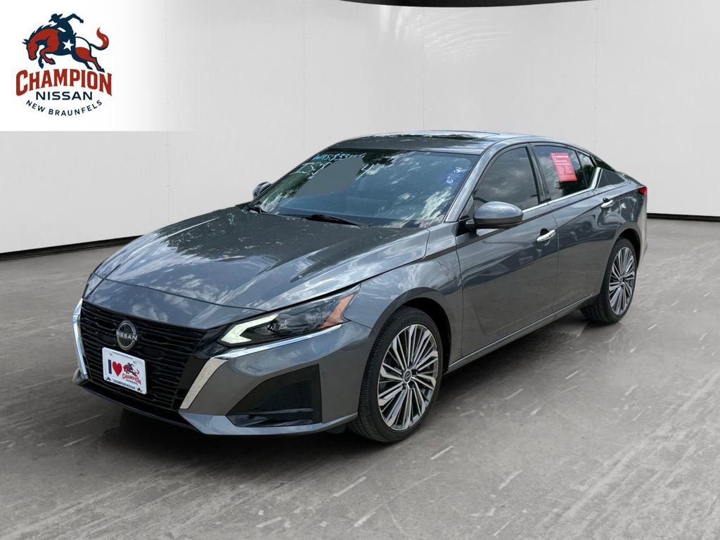 Used 2025 Nissan Altima 2.5 SL