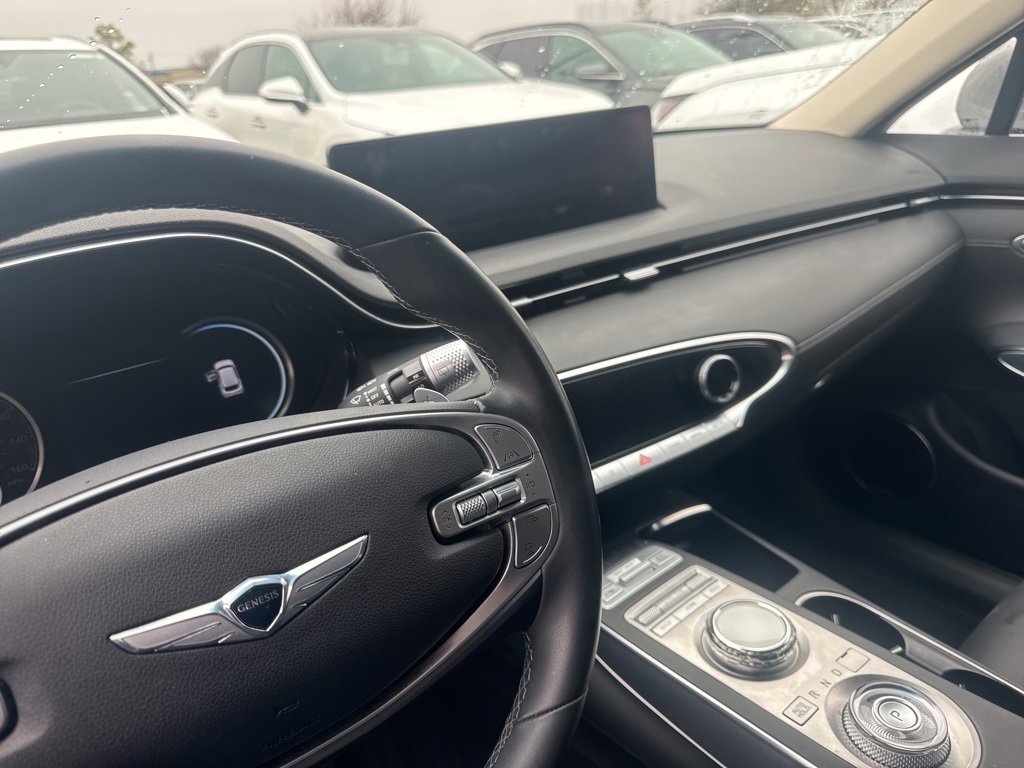 Used 2022 Genesis GV70 2.5T w/ Select Package image 12