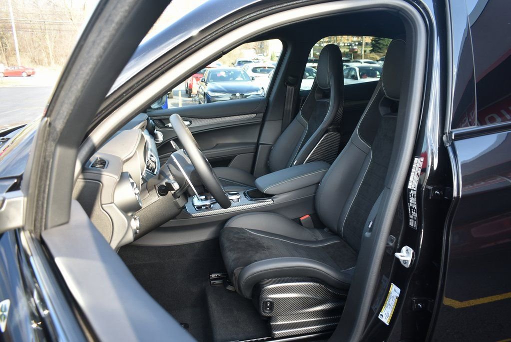 New 2024 Alfa Romeo Stelvio Quadrifoglio w/ Active Assist Plus Package image 9