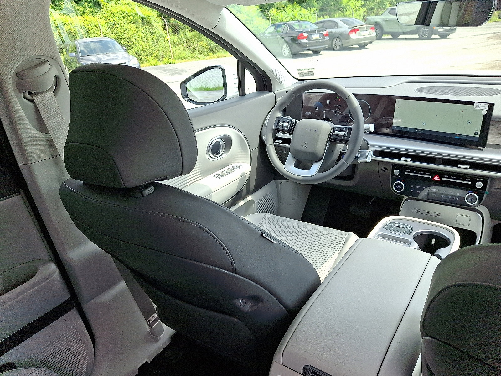 New 2026 Hyundai Ioniq 9 SEL image 9