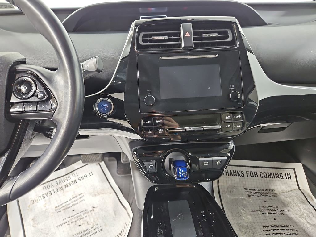 Used 2019 Toyota Prius XLE w/ Premium Convenience Package FWD image 17
