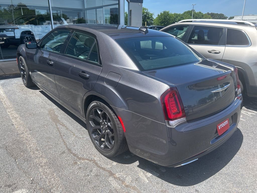 Used 2019 Chrysler 300 S image 4