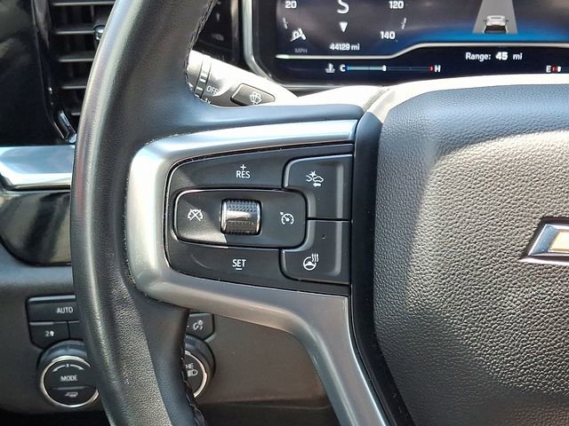 Used 2025 Chevrolet Silverado 1500 LT AWD/4WD image 19