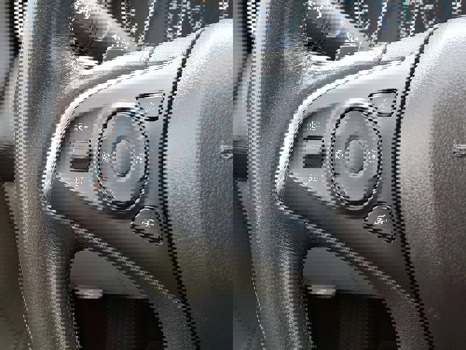 Certified 2017 Buick LaCrosse Essence w/ Sun and Shade Package image 17