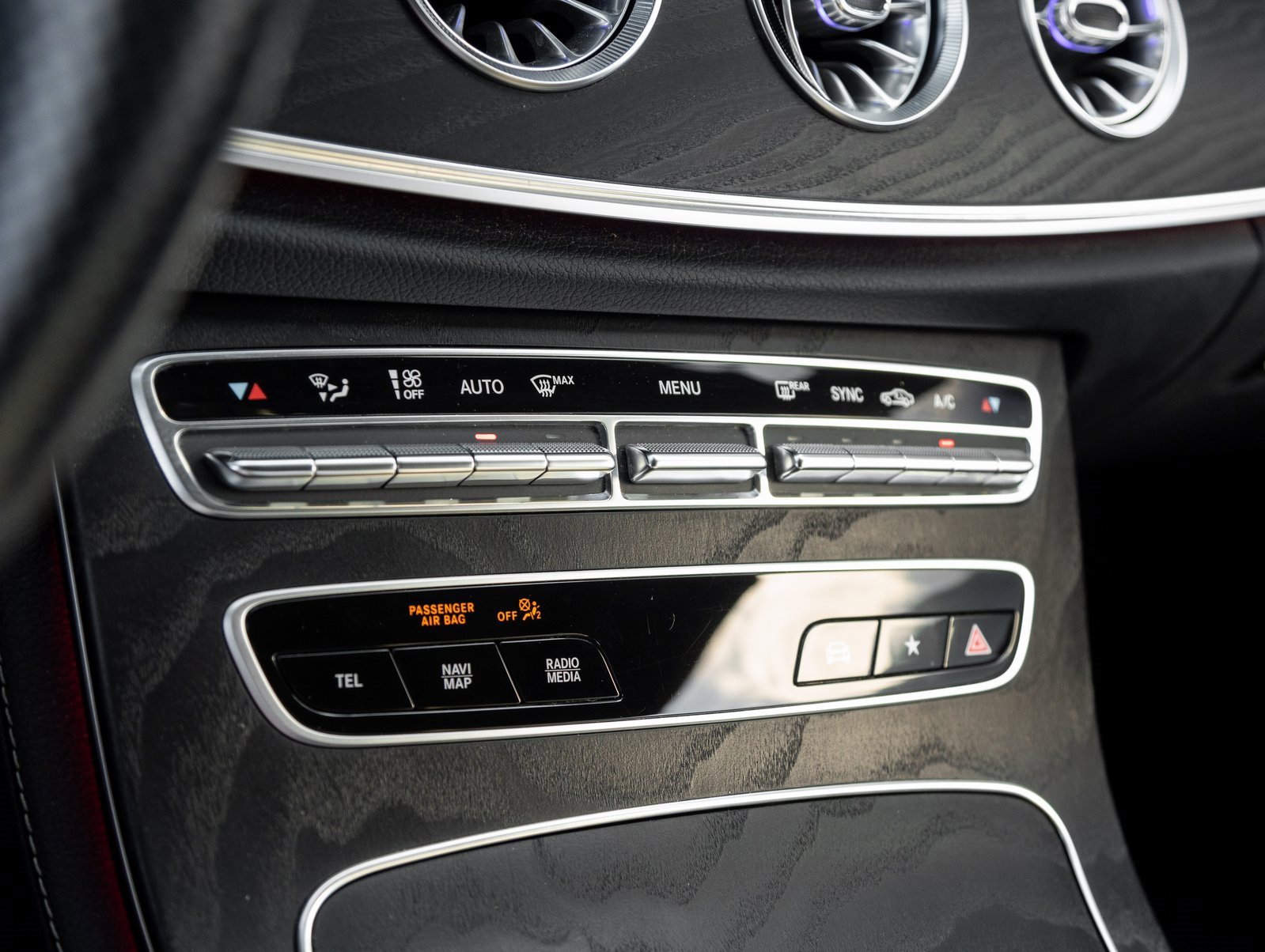 Used 2022 Mercedes-Benz E 450 Coupe image 25