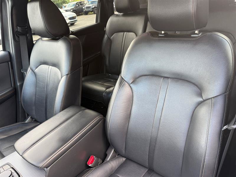 Used 2024 MAZDA CX-90 Plug-In Hybrid w/ Preferred AWD/4WD image 11