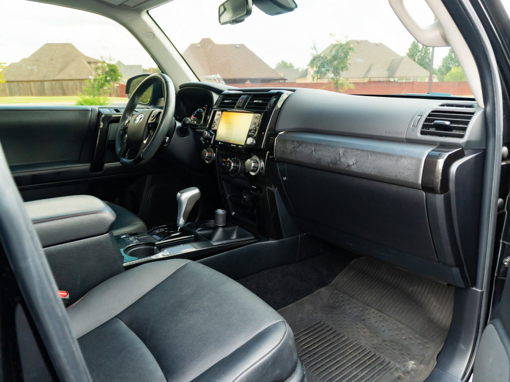 Used 2022 Toyota 4Runner TRD Off-Road Premium AWD/4WD image 19