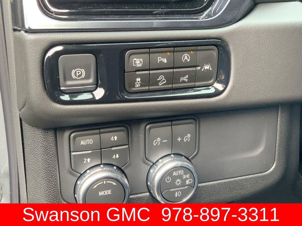 New 2026 GMC Yukon AT4 w/ AT4 Premium Package image 18