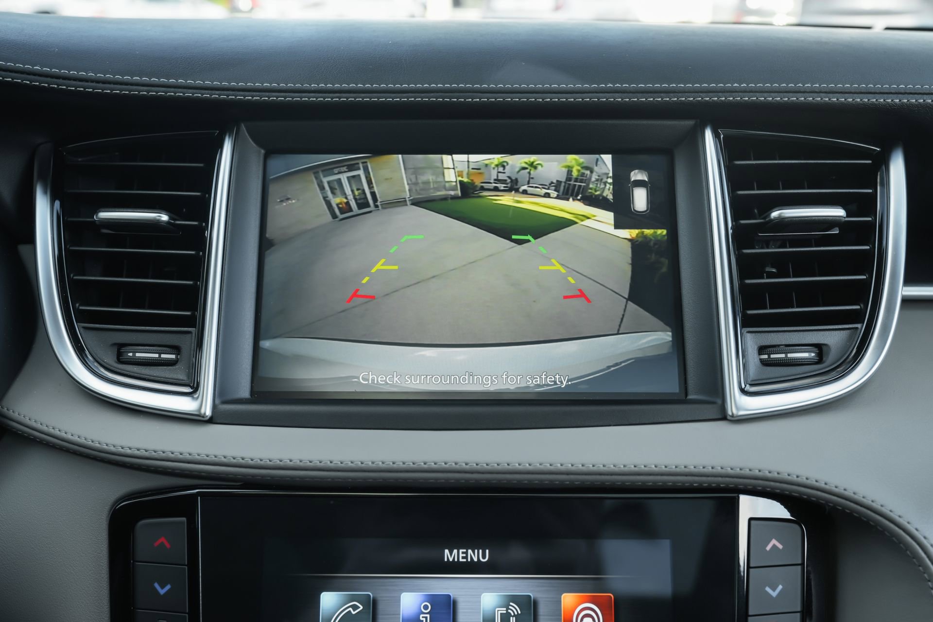 Used 2025 INFINITI QX50 Luxe image 11