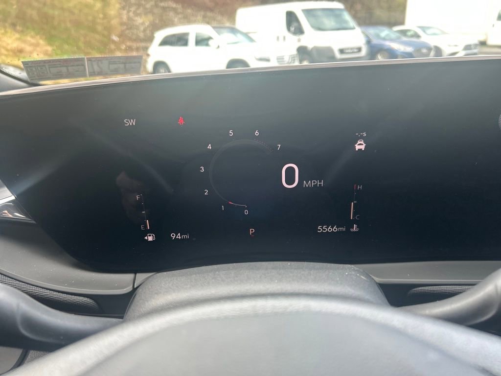 Used 2025 Buick Envista Preferred image 14